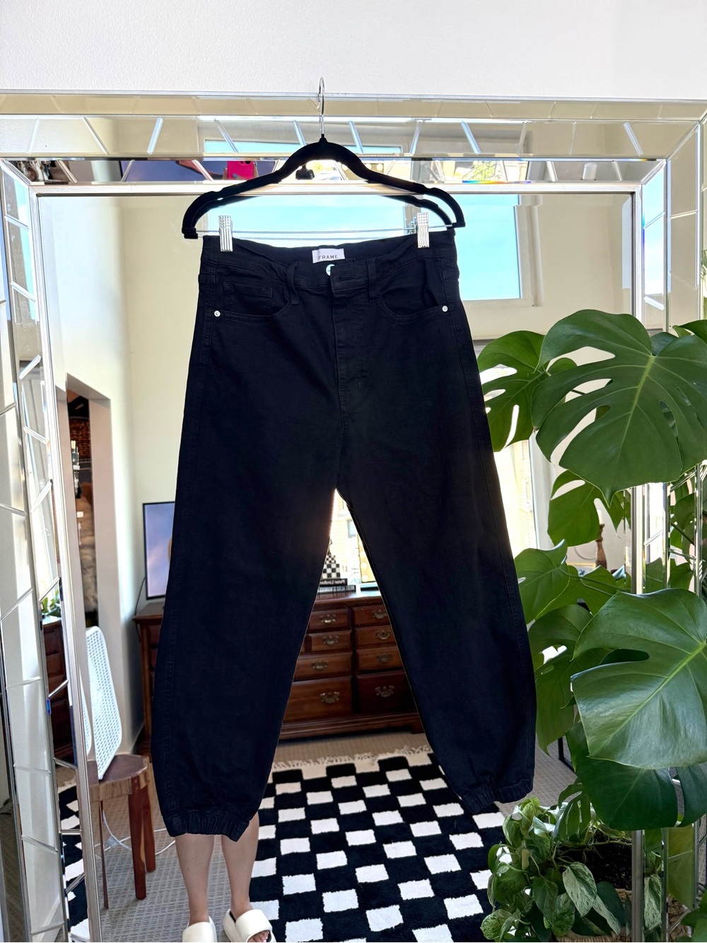 Frame Denim | The Lounge Joggers - Solid Black - Picture 3 of 7